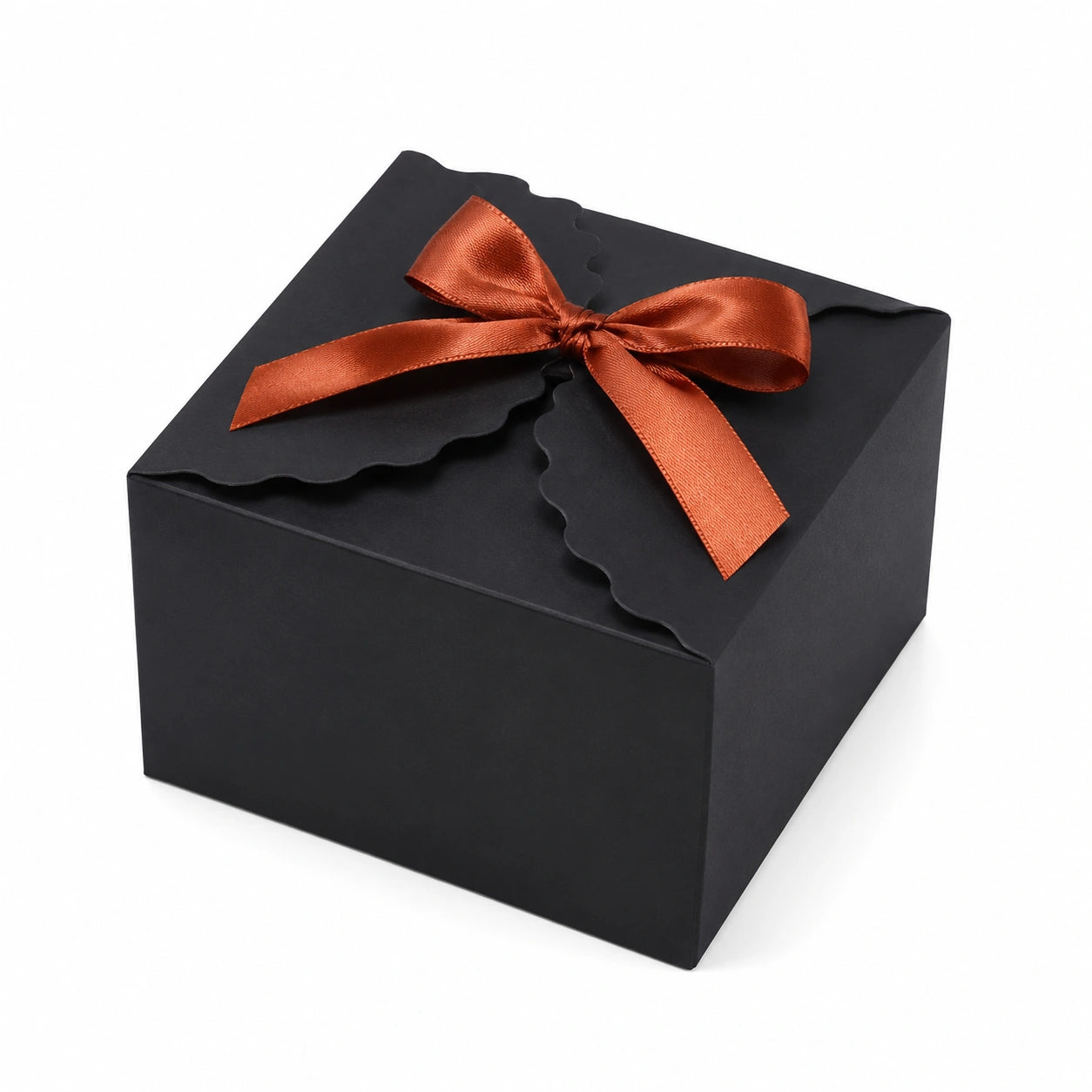 Boîte cadeau 20 x 20 x 10 cm en carton noir avec ruban satin cuivre - Fermeture à rabat